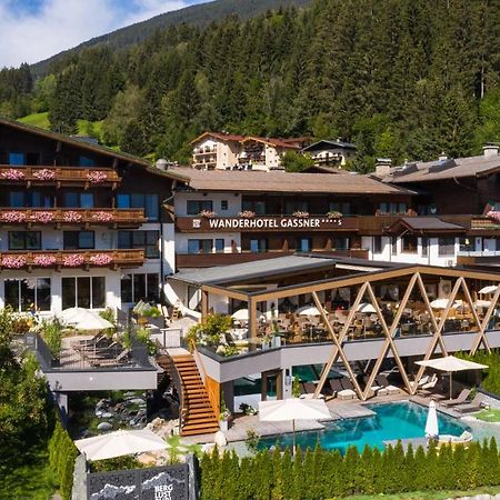 Hotel Gassner Neukirchen am Grossvenediger Luaran gambar