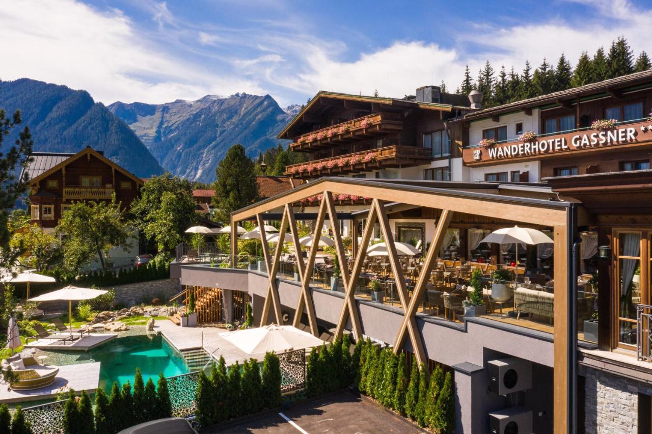 Hotel Gassner Neukirchen am Grossvenediger Luaran gambar
