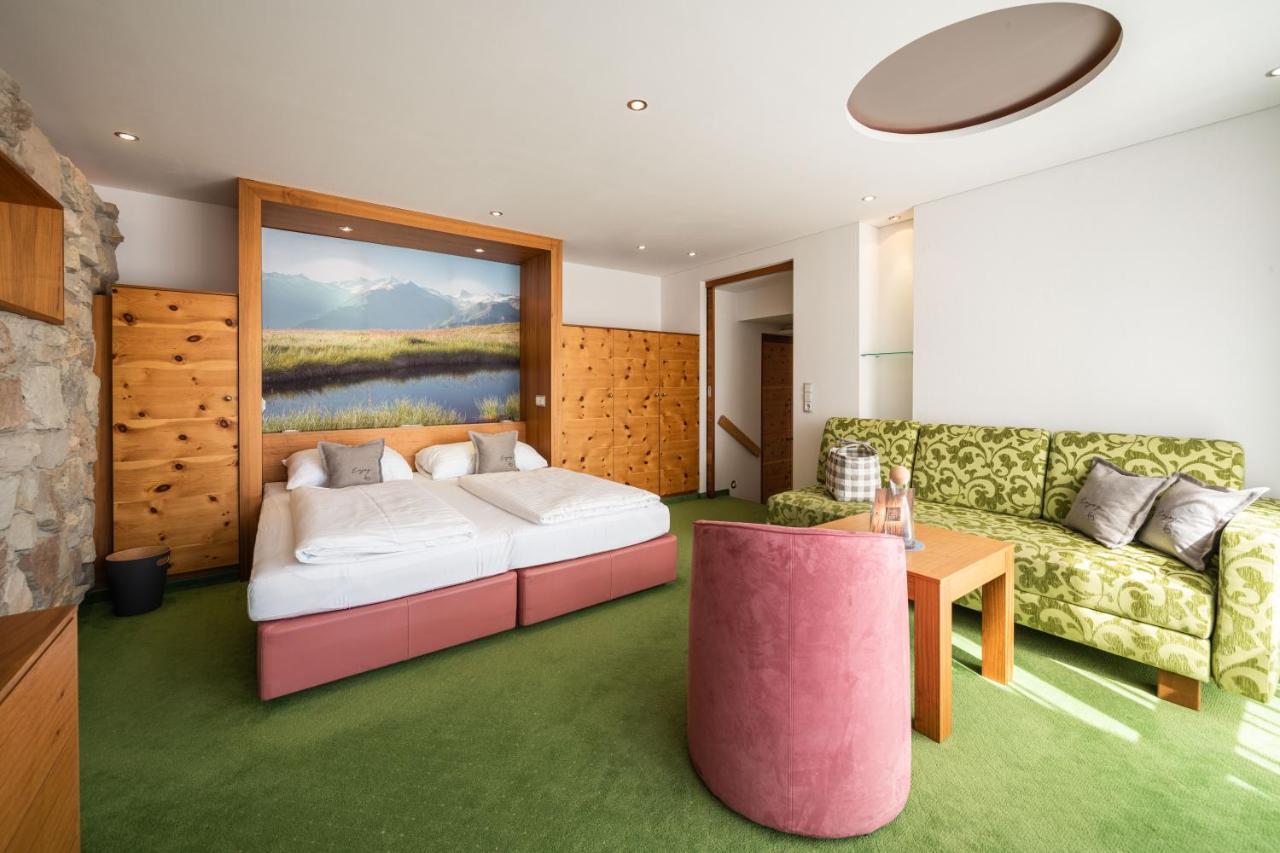 Hotel Gassner Neukirchen am Grossvenediger Luaran gambar