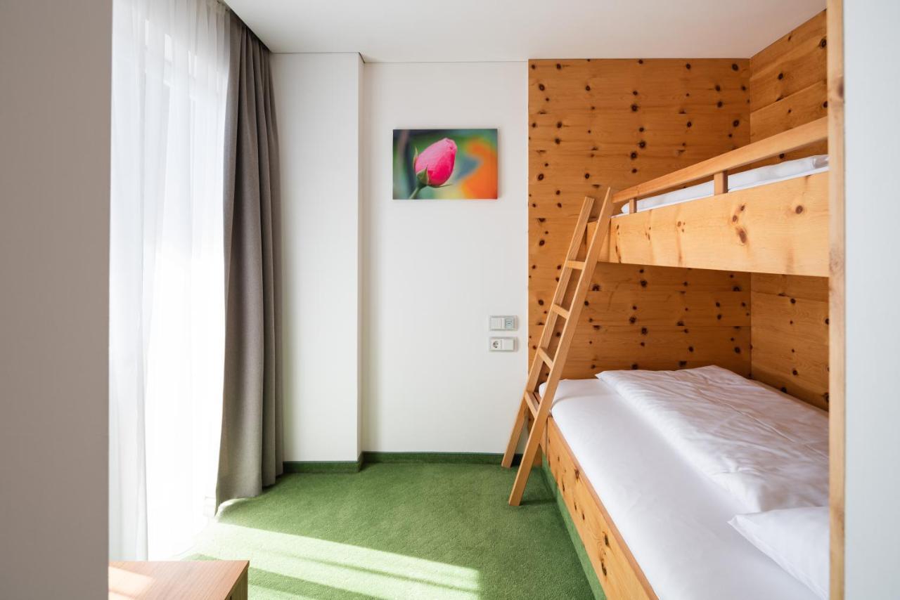 Hotel Gassner Neukirchen am Grossvenediger Luaran gambar