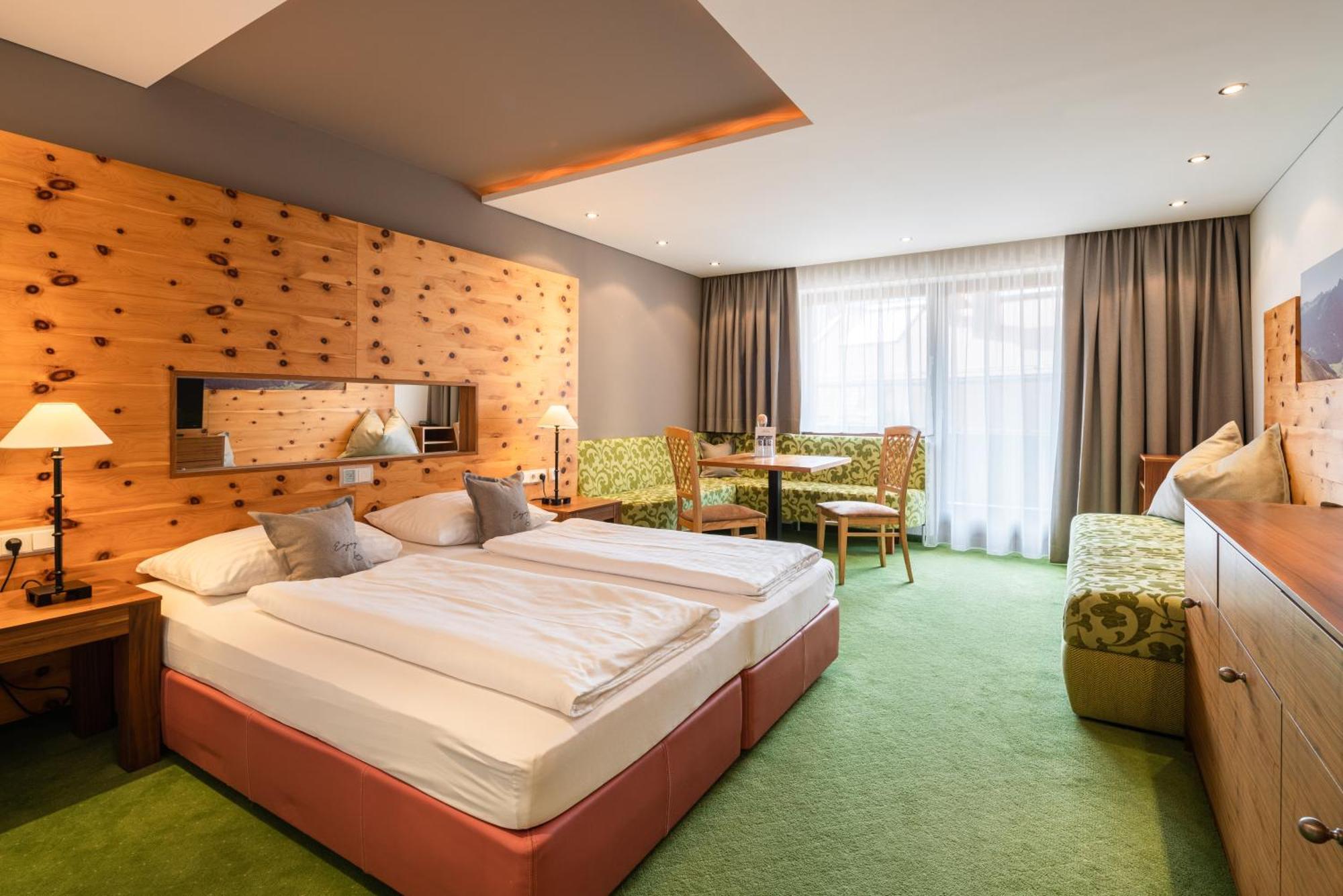 Hotel Gassner Neukirchen am Grossvenediger Bilik gambar